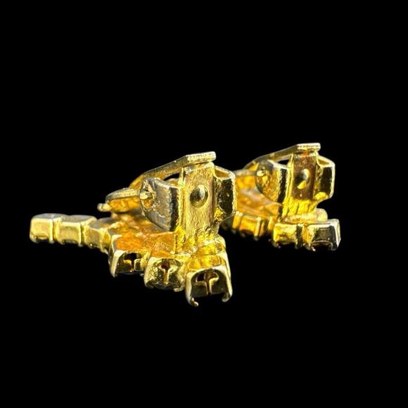 Vintage Kramer New York Red/White/Blue Rhinestone Gold Tone Clip Earrings - Picture 6 of 7